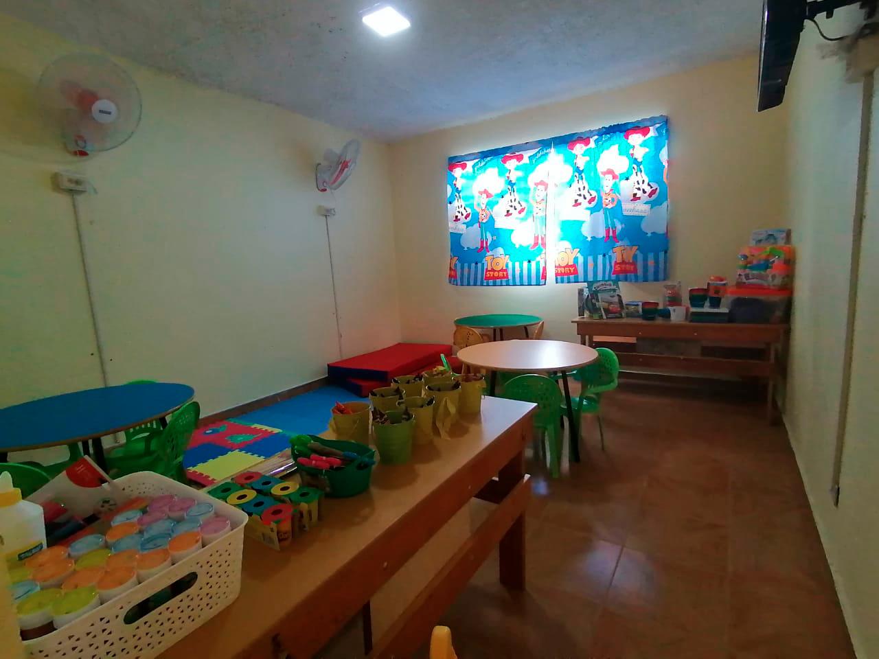 La sede central en San Isidro cuenta con una moderna estancia infantil.