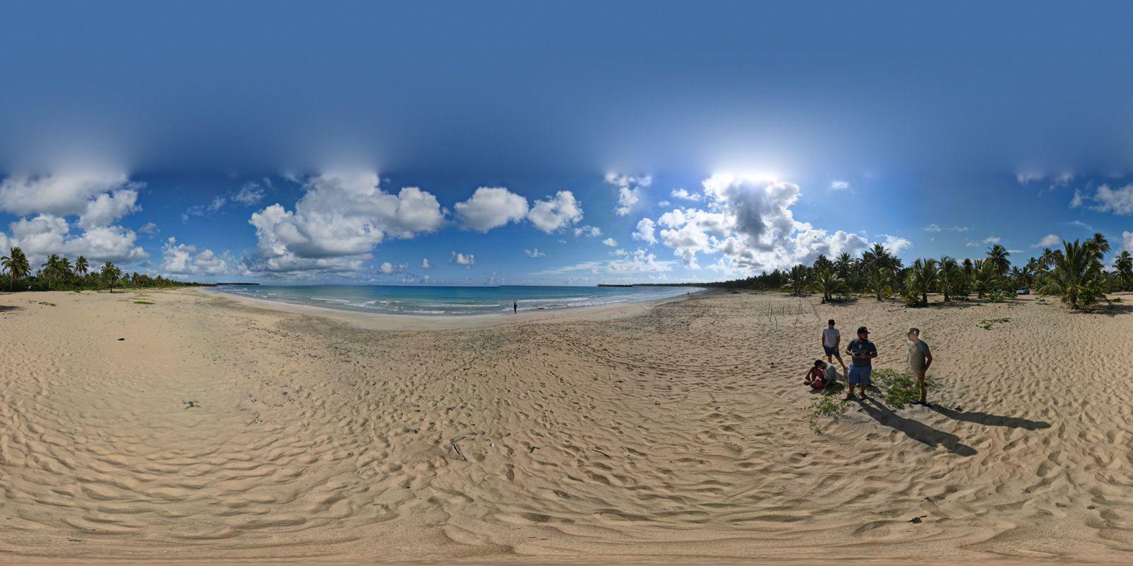 Imagen tomada por un dron de Playa Esmeralda, uno de los mayores atractivos de Miches. Foto: Jerfy Matos