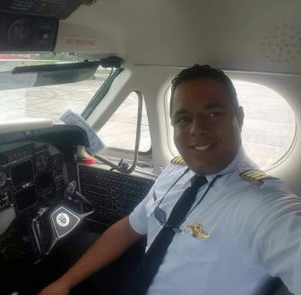 Se estrella avioneta y muere piloto en Villa Tapia 