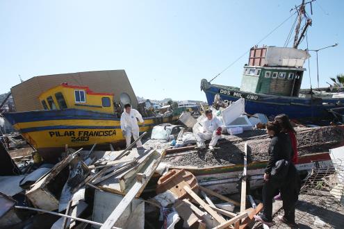 Imágenes: Chile se levanta tras la destrucción de terremoto y tsunami