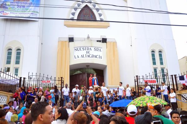 En Santiago cura afirma dominicanos pierden sensibilidad ante el dolor ajeno