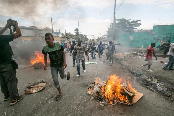 La Unión Europea llama a la contención en Haití y pide un nuevo calendario electoral 