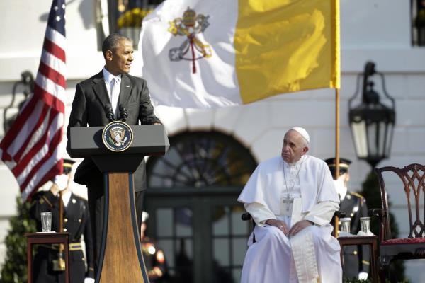 El papa a Obama: “Yo soy hijo de una familia de inmigrantes”