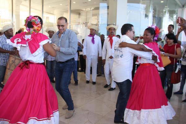 Ministerio de Cultura aprueba 13 proyectos culturales que ejecutará en la región sur en el 2016
