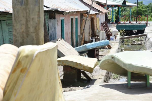 Residentes en zonas vulnerables de Azua y Ocoa temen más inundaciones