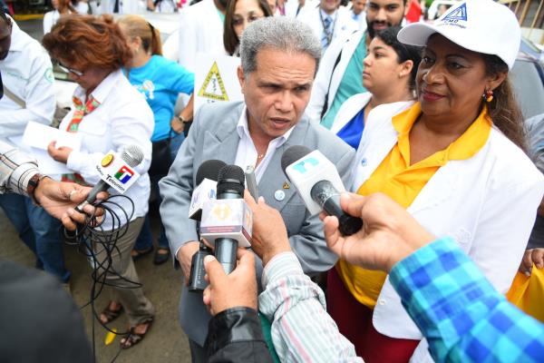 Paro médico afecta varios hospitales en Santiago y el Cibao