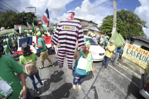 Movimiento verde marcha en Puerto Plata contra impunidad y corrupción 