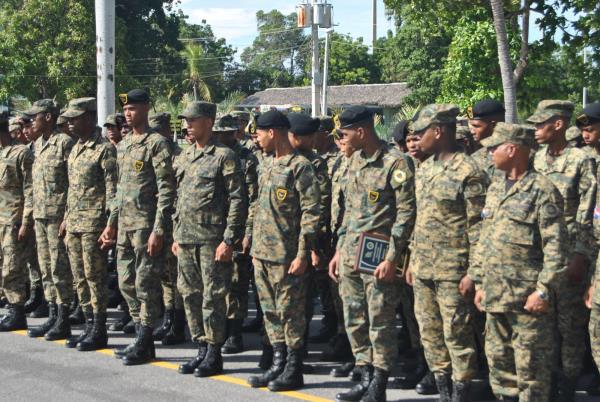 Ejército supervisa acciones para garantizar seguridad en zona fronteriza 