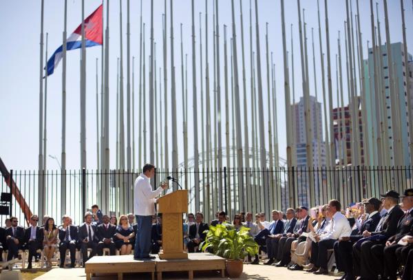 Kerry a los cubanos: hay que terminar el mutuo aislamiento