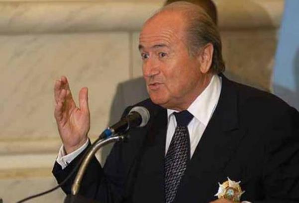 La caída de Blatter y Platini: Un año de crisis en el fútbol