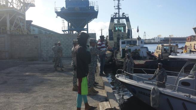 Armada dominicana continúa búsqueda de náufragos 