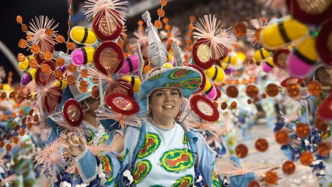 Río de Janeiro endurece multas para quienes orinen en la calle durante el Carnaval