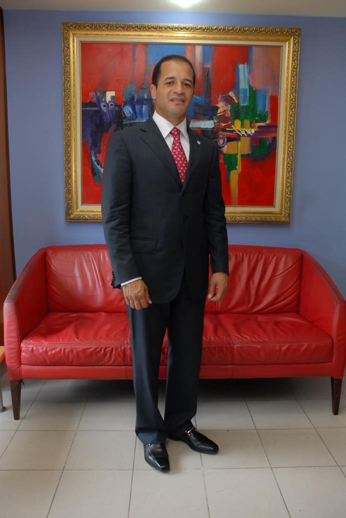 Alcalde Juan de los Santos.