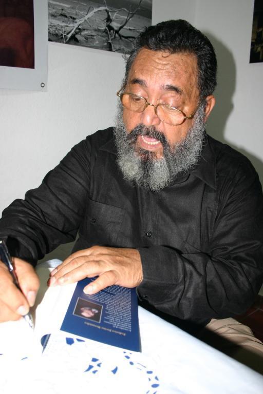 Federico Jóvine Bermúdez, poeta, narrador y ensayista