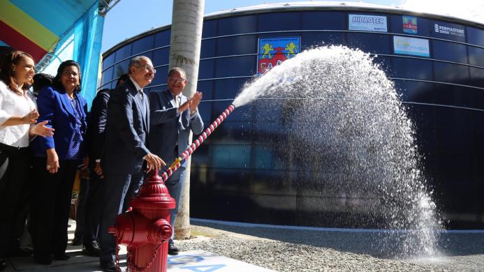 Presidente Danilo Medina inauguró la obra.
