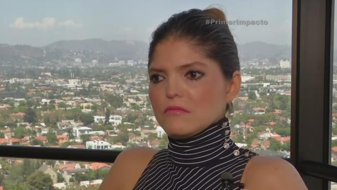 Ana Bárbara durante la entrevista con Primer Impacto