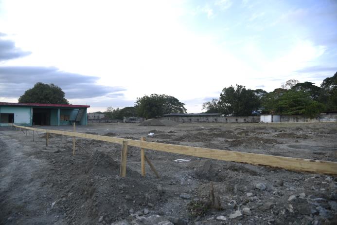  Los terrenos donde se edificará el mercado están próximos al río Camú.