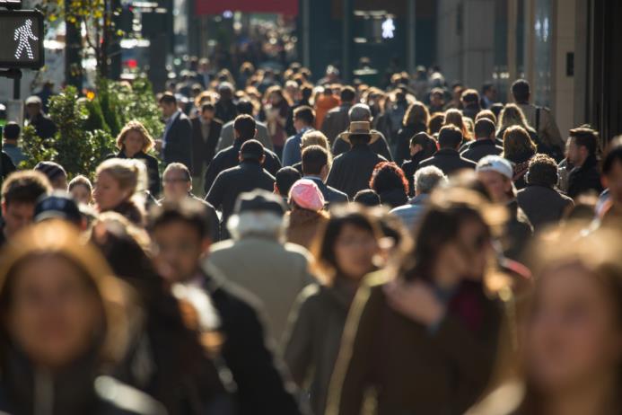 Un informe indica que la población mundial creció 1,1% a 7.433 millones, desde 7.349 millones en el 2015.