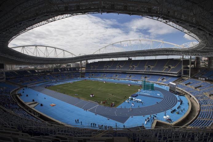 Vista general del Estadio Olímpico de Río durante los 3000 metros varoniles steeplechase en el evento de prueba de atletismo en Río de Janeiro, Brasil, sábado 14 de mayo de 2016. 