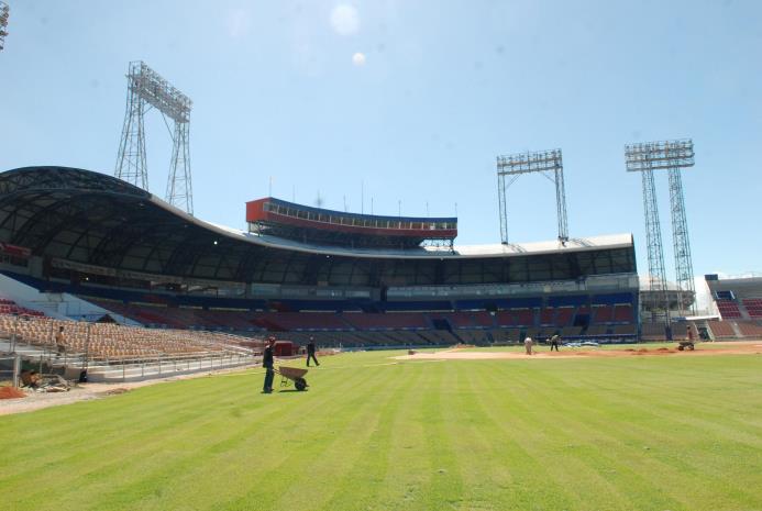 La MLB ha condicionado otorgar sede del Clásico al país al remozamiento del estadio Quisqueya.