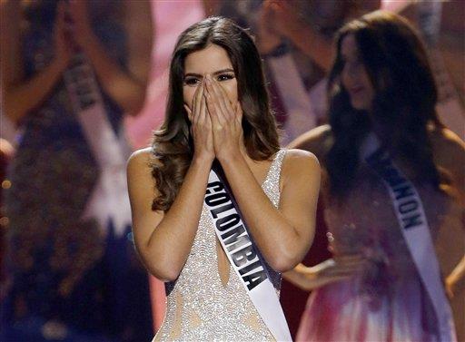 Miss Colombia Paulina Vega reacciona al ser nombrada Miss Universo durante el certamen en Miami. La cadena Fox transmitirá la 64ta edición del certamen el 20 de diciembre, se anunció el miércoles.