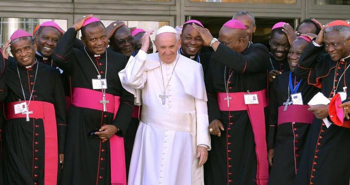 Un año difícil para el papa Francisco, entre diplomacia y escándalos