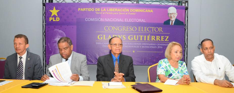 Danilo Díaz, Lidio Cadet y Alma Fernández en la reunión ayer.