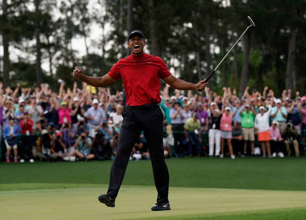 Tiger Woods gana el Master de Augusta; 11 años después de su último triunfo