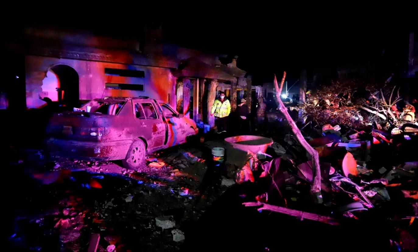 Seis muertos y 18 heridos por explosión de un taller de pirotecnia en México