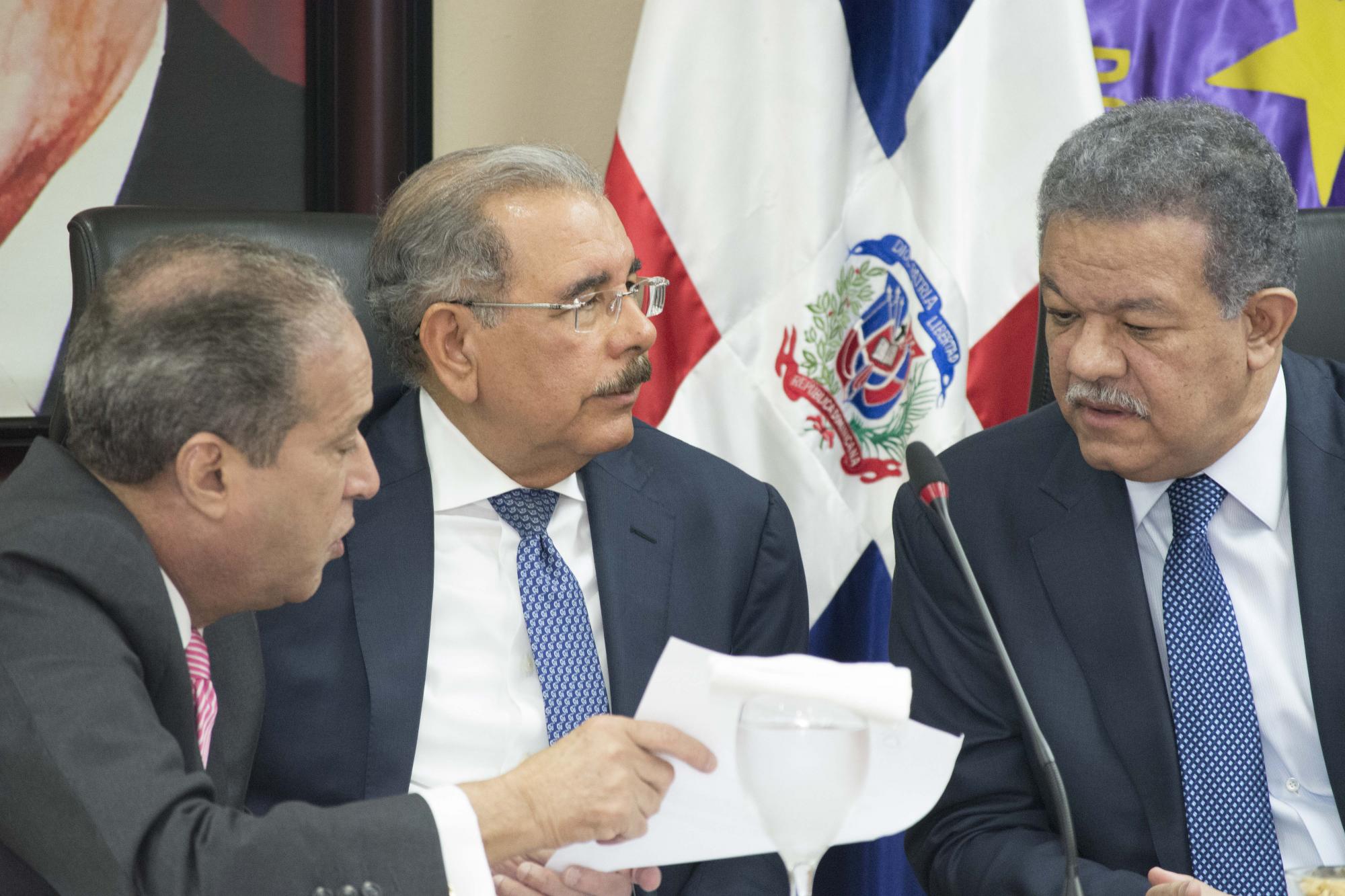 Reinaldo Pared Pérez, Danilo Medina y Leonel Fernández en la última reunión del Comité Político 
