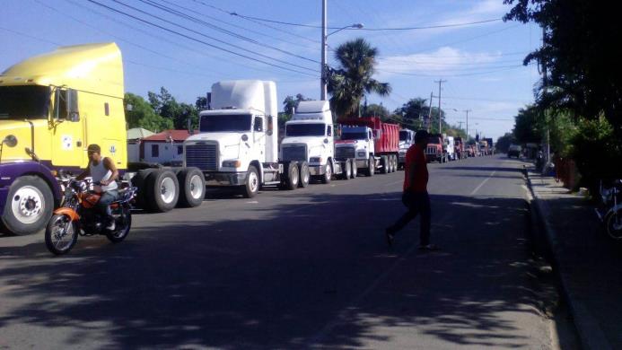 Imagen de archivo de camiones de Fenatrado 