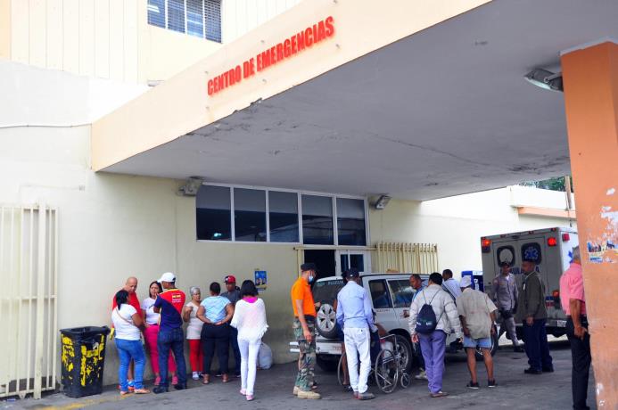 Área de emergencia del hospital Cabral y Báez.