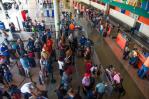 Video | Cientos de pasajeros varados en Aeropuerto Cibao 