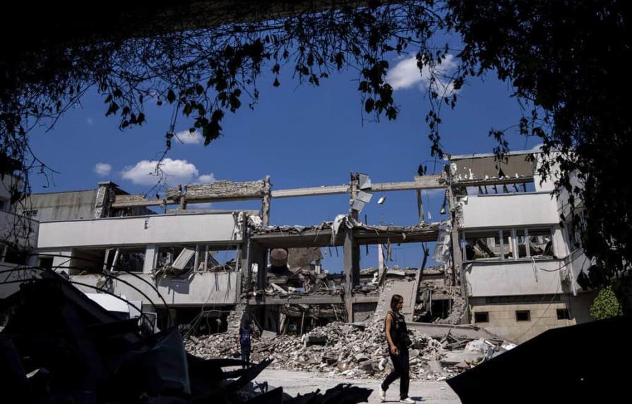 Advierten sobre catástrofe en ciudad de Ucrania capturada