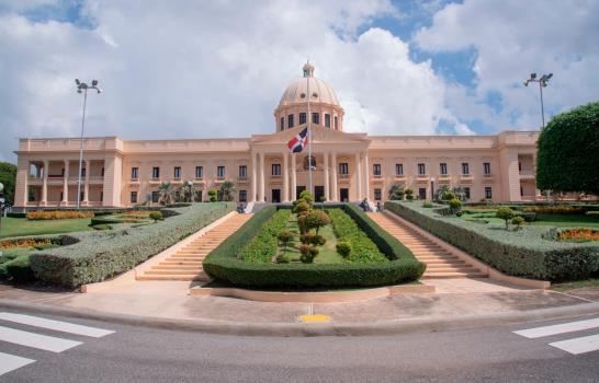 El Palacio Nacional ya tiene título; harán este lunes la entrega en la casa de Gobierno