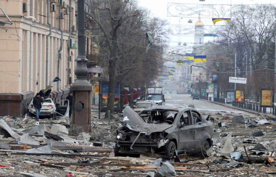 Rusia sigue bombardeando la ciudad de Járkov, Ucrania