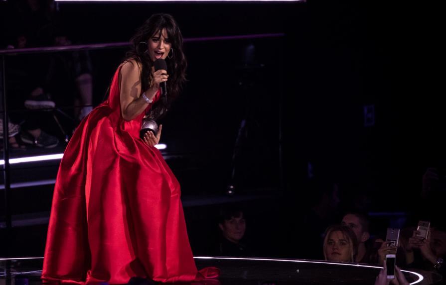 Camila Cabello triunfa en los MTV EMA