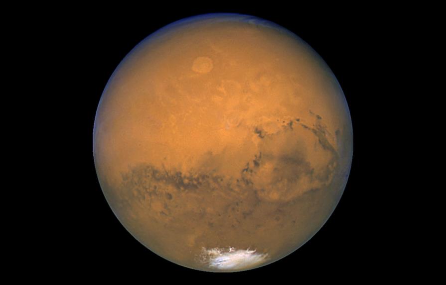 ¿Por qué Marte brilla tanto en las noches de julio?