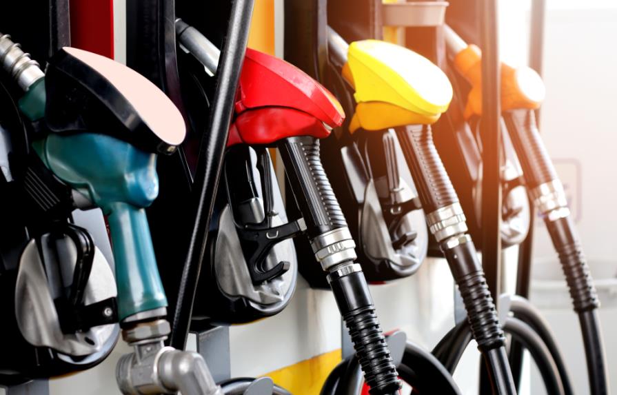 Precios de los combustibles suben hasta RD$3.00