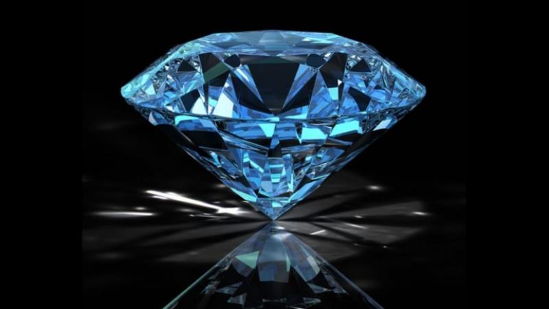 Científicos revelan cómo se forman diamantes azules