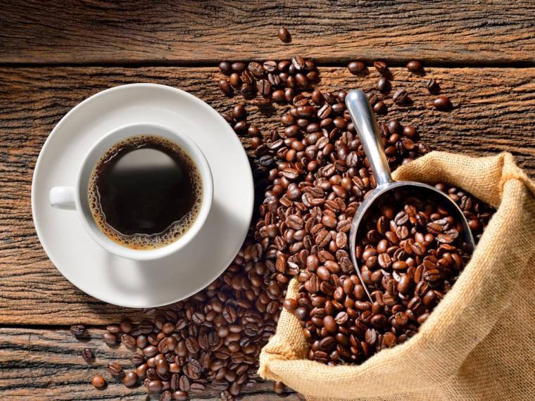 Abuso de café puede aumentar presión arterial y alterar el sistema nervioso