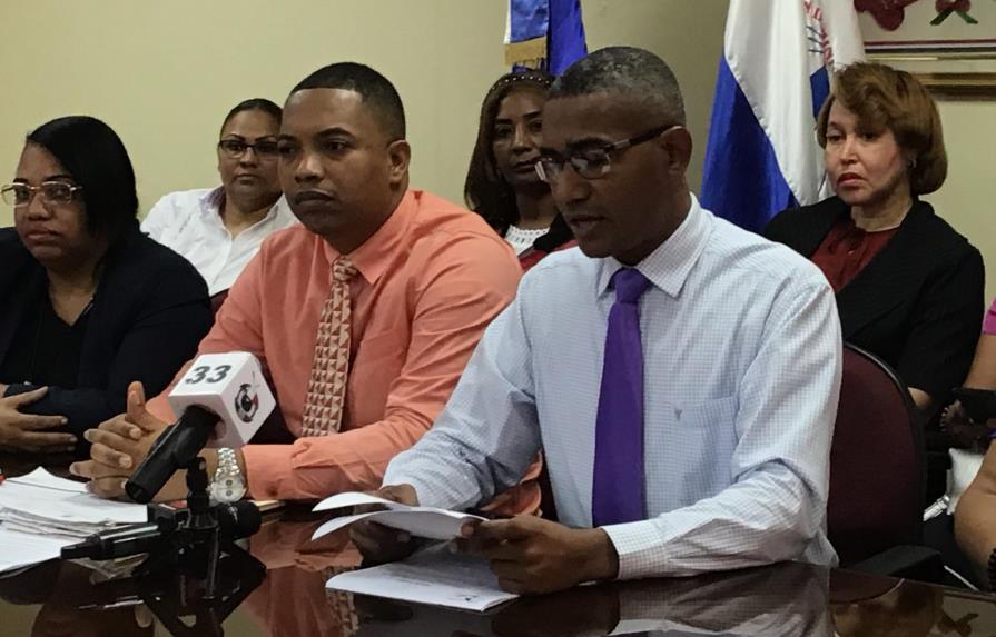 Profesores denuncian situaciones críticas en escuelas del Gran Santo Domingo 