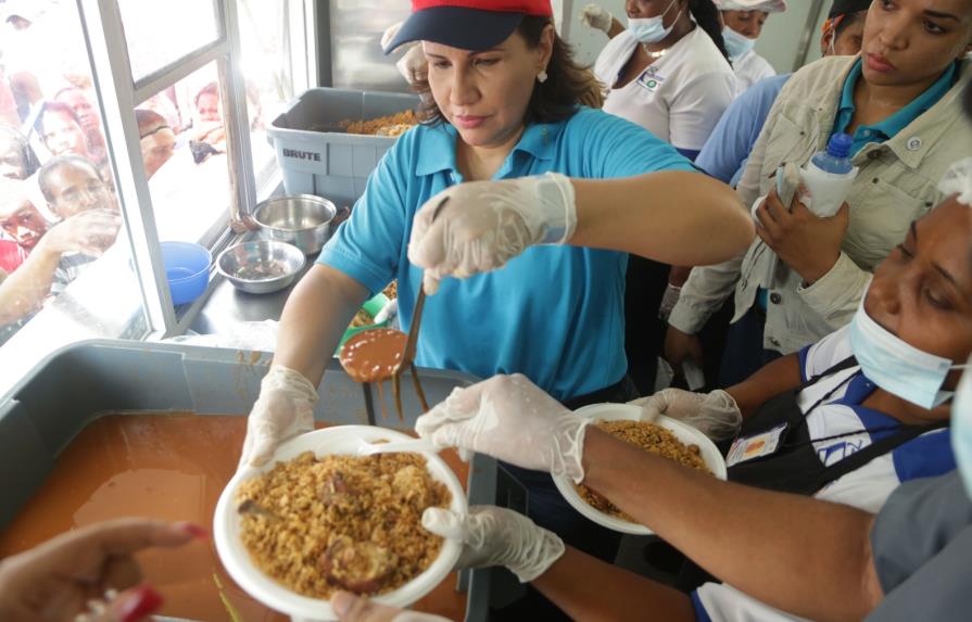 Vicepresidenta Margarita Cedeño visita familias de El Seibo afectadas por huracán María
