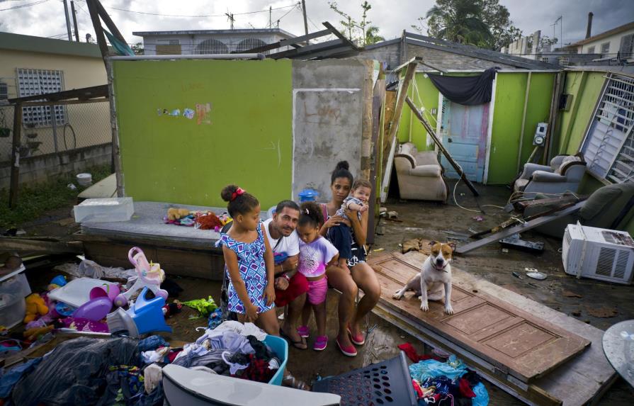 Más de 5 mil personas están en albergues de Puerto Rico tras perder sus casas en huracán 