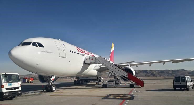 Iberia recibe un nuevo avión A330-200 y lo bautiza como “Santo Domingo”
