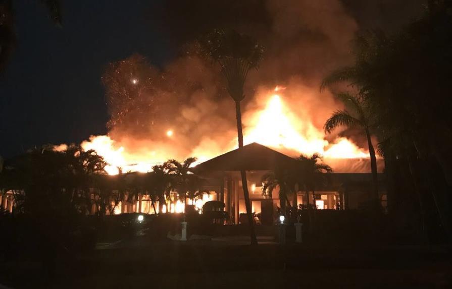 Fuego afecta hotel Meliá Caribe Tropical en Bávaro 
