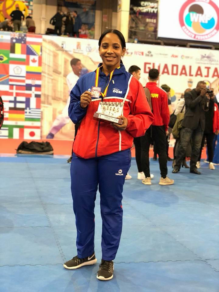 Karina Díaz conquista una plata en torneo mundialista en España