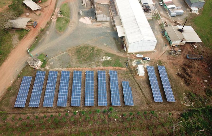 Instalan primer sistema híbrido fotovoltaico-diesel en RD