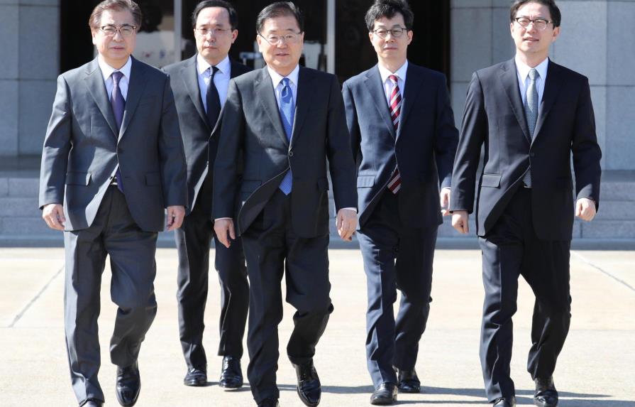Kim Jong-un recibe a la delegación surcoreana que visita Corea del Norte 