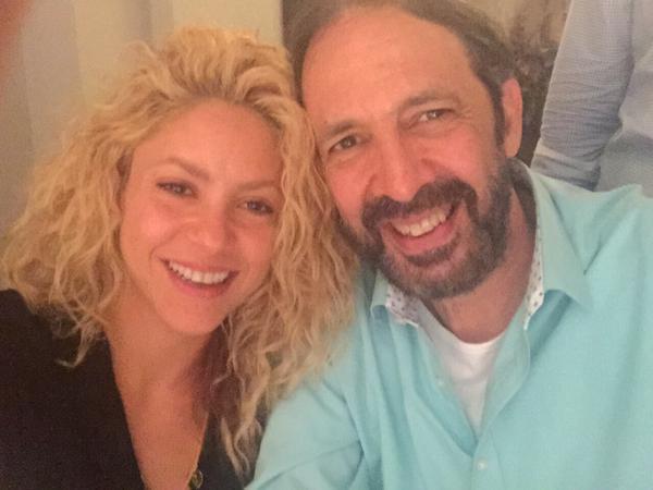 Juan Luis Guerra atrapado en el elevador de la casa de Shakira